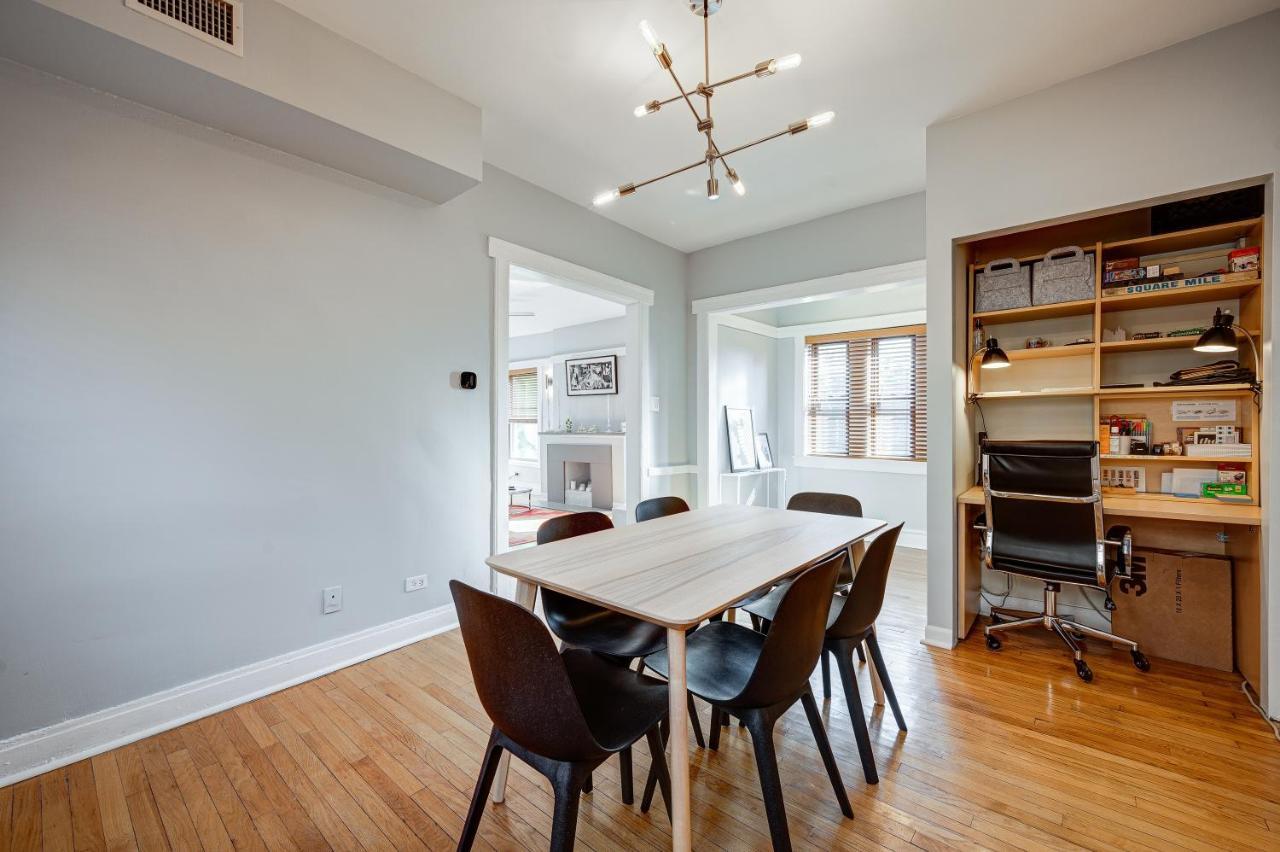 Steps To The Lakefront! This Uptown Beauty Is Everything You Need For A Perfect Getaway Apartamento Chicago